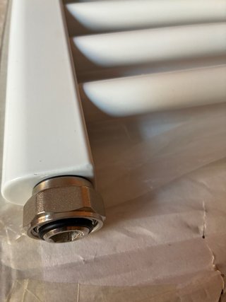 RADIADOR TOALLERO