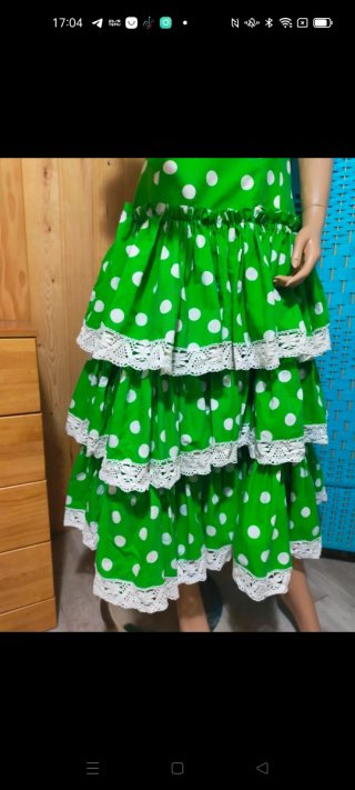 Traje de Gitana Verde con Lunares Blancos