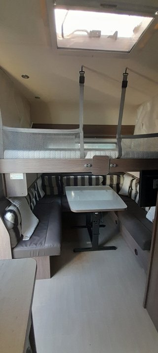 Caravana Burstner premio plus 510TK