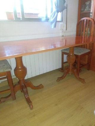Tavolo da pranzo in legno