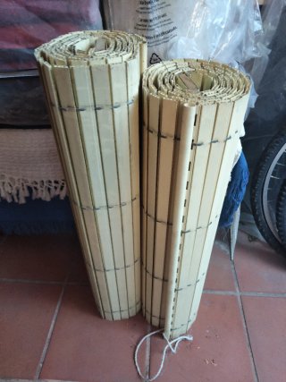 Persiana PVC y madera rústico puerta pueblo retro