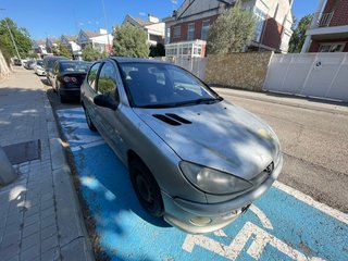 Peugeot 206 2004
