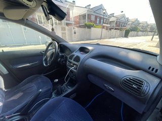 Peugeot 206 2004