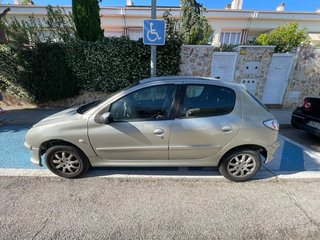 Peugeot 206 2004