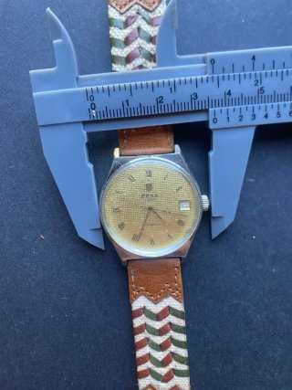 Reloj Fesa Vintage Dorado y Marrón