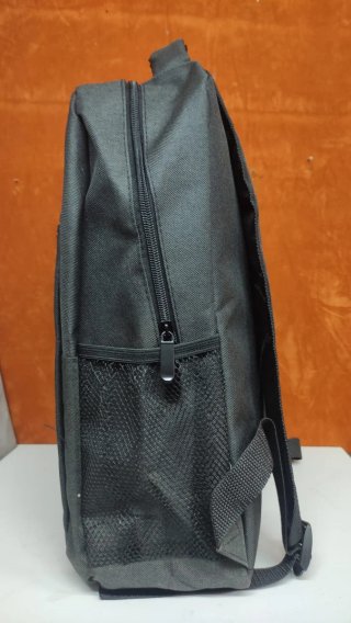 Mochila gris para ordenador . A estrenar