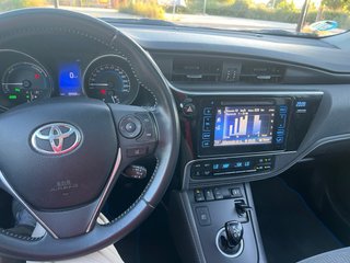 Toyota Auris Hibrido - Automatico 2017