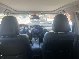 Toyota Auris Hibrido - Automatico 2017