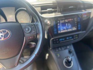 Toyota Auris Hibrido - Automatico 2017