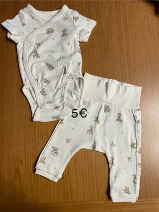 3 cojuntos de bebé 0-3 meses.