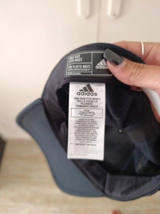 Gorra Adidas Negra