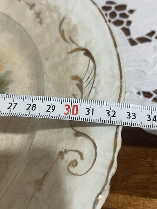 Plato antiguo porcelana opaca de Sevilla