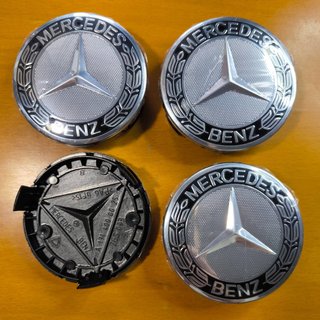 TAPABUJES MERCEDES 75mm PLATA NEGRO - EMBLEMAS AMG