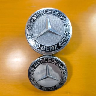 TAPABUJES MERCEDES 75mm PLATA NEGRO - EMBLEMAS AMG