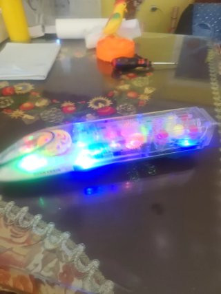Tren Gear Train luces y música movimento continuo.