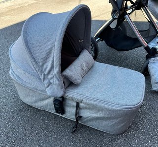 Trio Jané Kawai, sacchetti per neonati (opzionali) e isofix