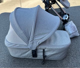 Trio Jané Kawai, sacchetti per neonati (opzionali) e isofix
