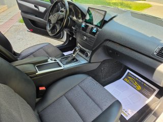 Mercedes-Benz Clase C 2010