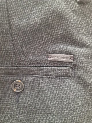 Pantalón Jack & Jones Gris
