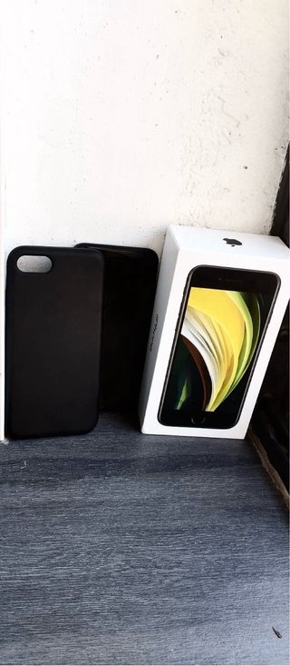 iPhone SE 2020 128GB Negro