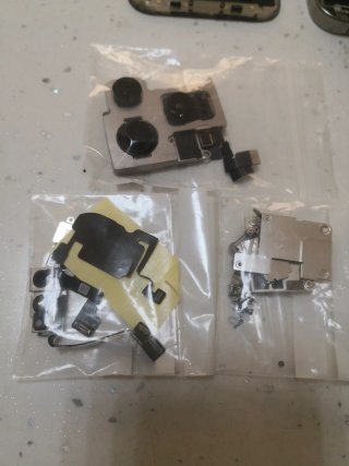 Piezas iPhone 16 Pro Originales Apple