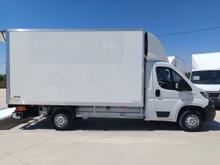 FIAT Ducato 2.3 CHASIS CAJA CERRADA CON TRAMPILLA