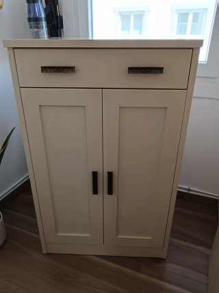 Mueble de estantes como nuevo  venta en persona