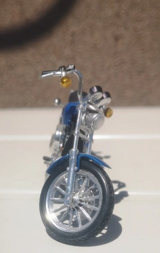 Modello Moto Harley Davidson Blu