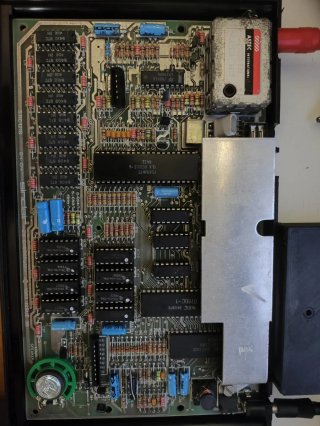 ZX Spectrum 48k con fuente
