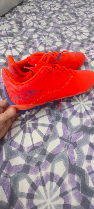 Botas de fútbol niño talla 37