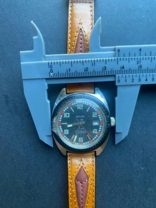 Reloj Akylon Vintage Caballero Negro Marrón