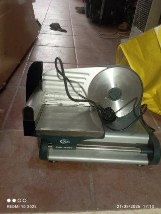 Cortadora de fiambres eléctrica Palson
