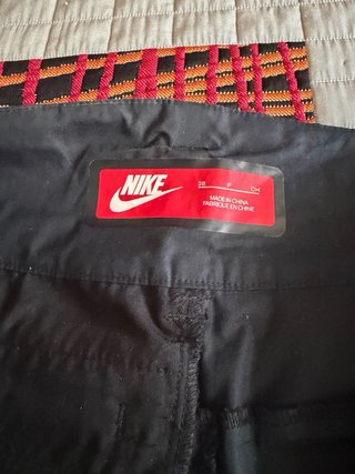 Pantalón Nike Tech Negro