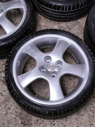 Llantas OZ 4x100 205/40 R17 7J ET37