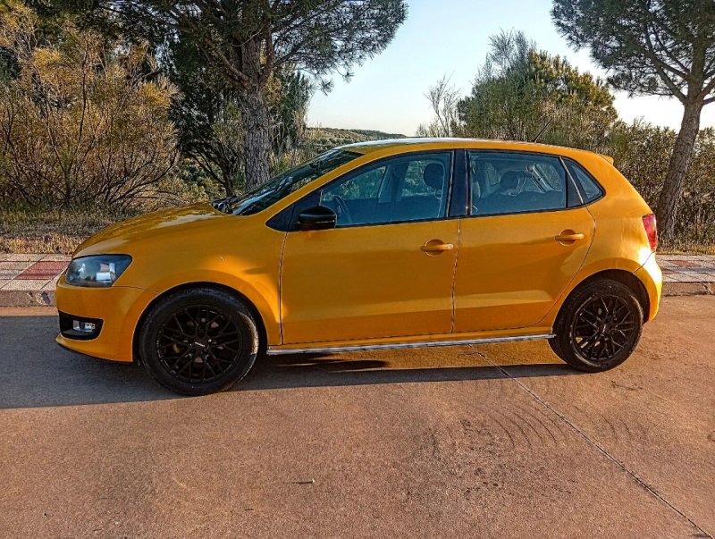 Volkswagen Polo 2011 - foto 1