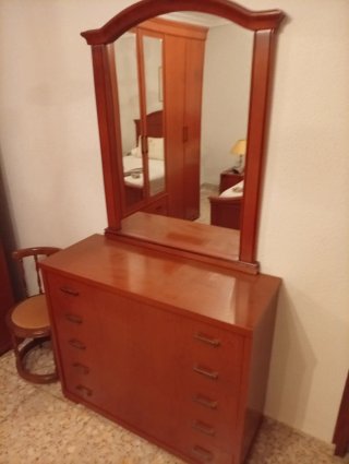 Habitación clásica madera