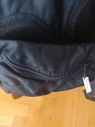 Mochila de Montaña Negra y Azul