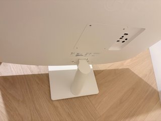 Monitor LG Nero e Bianco con schermo danneggiato