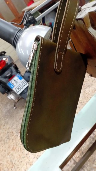 3 Marsupio3colorazioni diverse 15 euro cadauno#ver