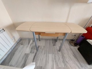 Mesa de cocina extensible Color haya.