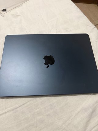 MacBook Air 13 2022 Plata/Gris Espacial