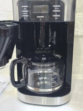 Macchina da caffè Severin con macinacaffè integrato