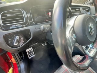 Volkswagen Golf GTI Performance 2.0 TSI 180kW(245CV) DSG