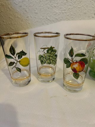 Juego Vintage Vasos y Jarra Decorada