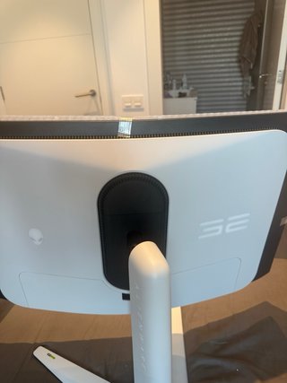 Monitor Dell Aliewere AW3225QF 4k, 32 Pulgadas