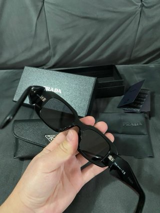 Occhiali da sole Prada neri