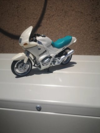 Maqueta Moto BMW R1100RS Blanca