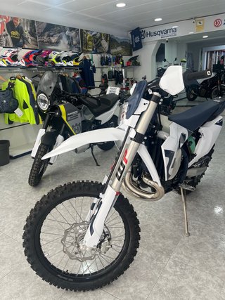 Husqvarna TE300 2026