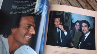 Libro Julio Iglesias "The New Valentino" USA 1985