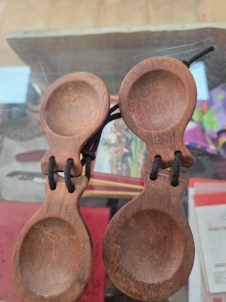 Castañuelas de madera